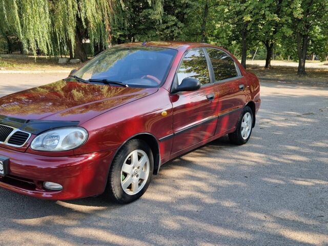 Червоний Деу Сенс, об'ємом двигуна 1.5 л та пробігом 159 тис. км за 2900 $, фото 1 на Automoto.ua