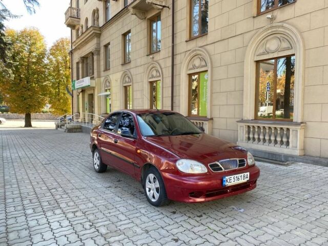 Красный Дэу Сенс, объемом двигателя 1.5 л и пробегом 250 тыс. км за 1350 $, фото 1 на Automoto.ua