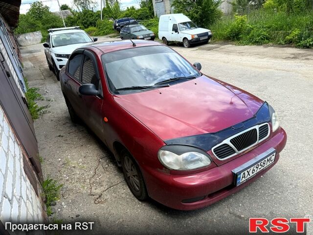 Красный Дэу Сенс, объемом двигателя 1.3 л и пробегом 210 тыс. км за 1200 $, фото 1 на Automoto.ua