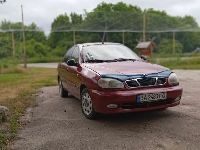 Червоний Деу Сенс, об'ємом двигуна 1.5 л та пробігом 200 тис. км за 2015 $, фото 1 на Automoto.ua