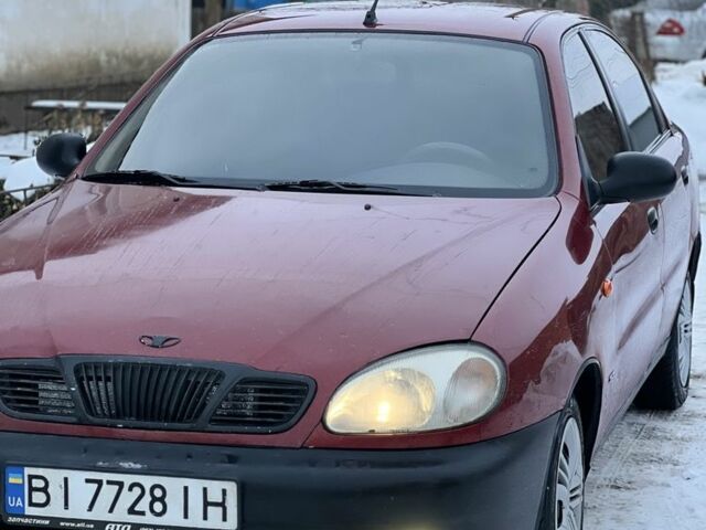 Червоний Деу Сенс, об'ємом двигуна 1.6 л та пробігом 268 тис. км за 2108 $, фото 1 на Automoto.ua