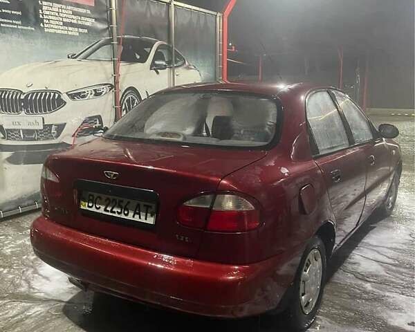 Красный Дэу Сенс, объемом двигателя 1.5 л и пробегом 300 тыс. км за 900 $, фото 1 на Automoto.ua