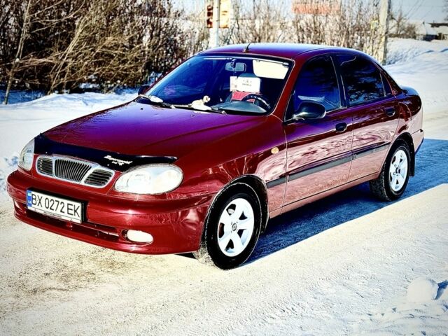 Червоний Деу Сенс, об'ємом двигуна 1.5 л та пробігом 201 тис. км за 2600 $, фото 1 на Automoto.ua