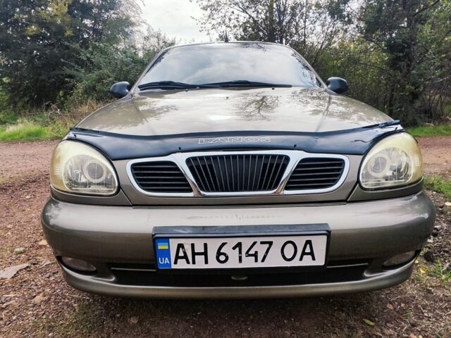 Дэу Сенс 2008 в Кривом Роге на Automoto.ua Красный Дэу Сенс, объемом двигателя 0 л и пробегом 200 тыс. км за 3500 $, фото 1 на Automoto.ua