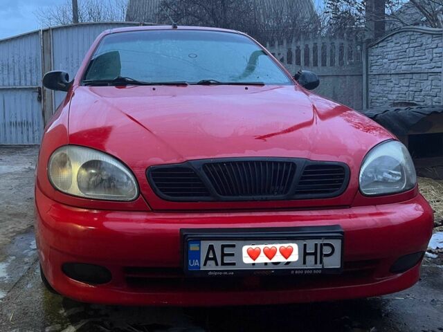 Червоний Деу Сенс, об'ємом двигуна 1.4 л та пробігом 136 тис. км за 2000 $, фото 1 на Automoto.ua