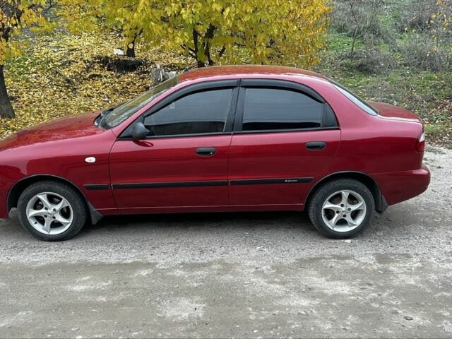 Красный Дэу Сенс, объемом двигателя 1.5 л и пробегом 183 тыс. км за 3000 $, фото 1 на Automoto.ua