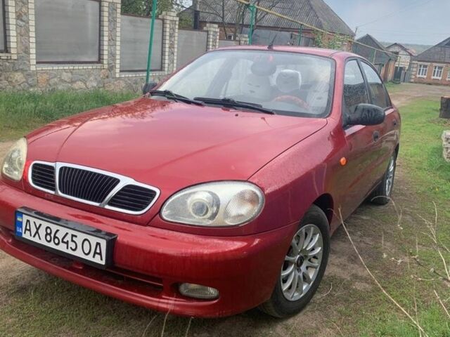 Красный Дэу Сенс, объемом двигателя 1.5 л и пробегом 150 тыс. км за 2850 $, фото 1 на Automoto.ua