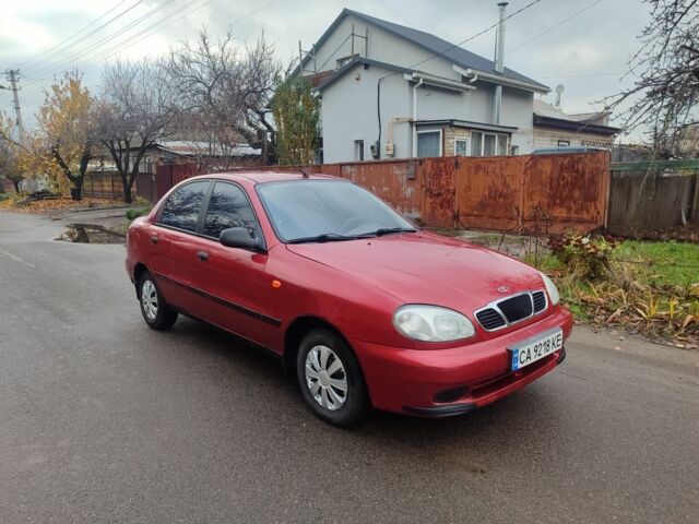 Красный Дэу Сенс, объемом двигателя 1.4 л и пробегом 254 тыс. км за 1500 $, фото 1 на Automoto.ua