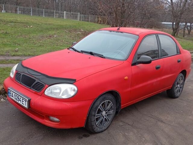 Червоний Деу Сенс, об'ємом двигуна 1.5 л та пробігом 278 тис. км за 2000 $, фото 1 на Automoto.ua
