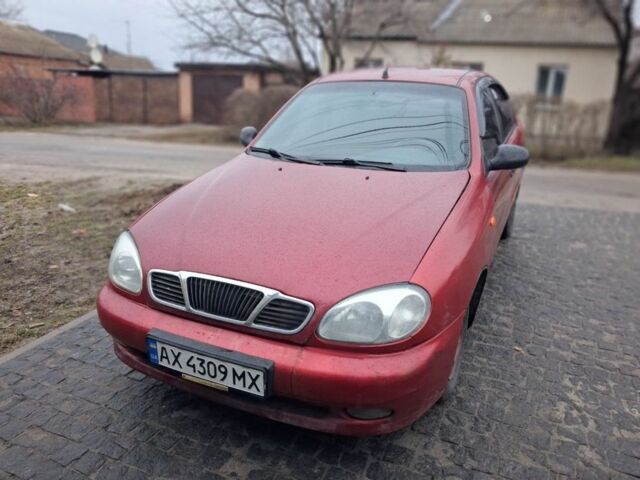 Червоний Деу Сенс, об'ємом двигуна 1.5 л та пробігом 250 тис. км за 1550 $, фото 1 на Automoto.ua