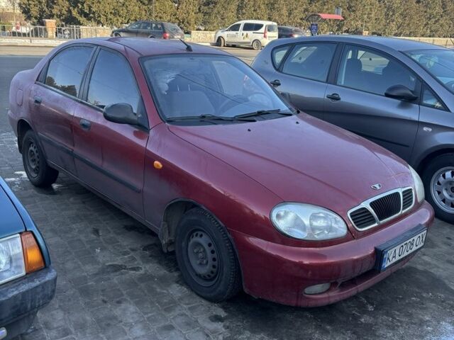 Красный Дэу Сенс, объемом двигателя 1.5 л и пробегом 252 тыс. км за 2350 $, фото 1 на Automoto.ua