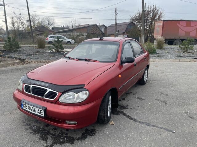 Червоний Деу Сенс, об'ємом двигуна 1.4 л та пробігом 200 тис. км за 1800 $, фото 1 на Automoto.ua