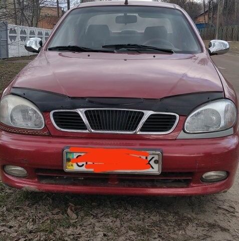 Красный Дэу Сенс, объемом двигателя 1.5 л и пробегом 212 тыс. км за 1700 $, фото 1 на Automoto.ua