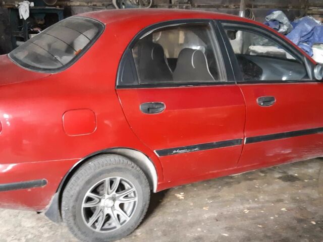 Красный Дэу Сенс, объемом двигателя 1.5 л и пробегом 168 тыс. км за 1950 $, фото 1 на Automoto.ua