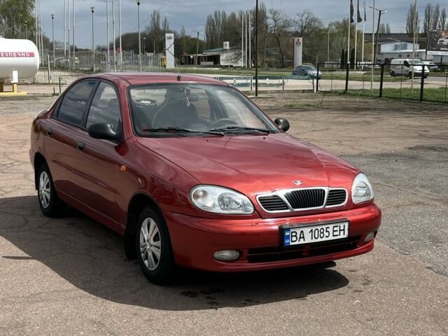 Красный Дэу Сенс, объемом двигателя 1.4 л и пробегом 300 тыс. км за 1600 $, фото 1 на Automoto.ua