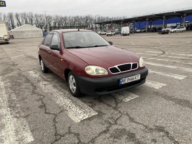 Красный Дэу Сенс, объемом двигателя 0 л и пробегом 250 тыс. км за 1500 $, фото 1 на Automoto.ua