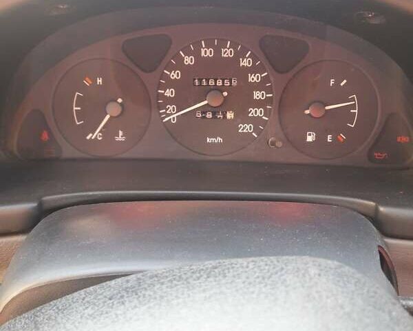 Червоний Деу Сенс, об'ємом двигуна 1.4 л та пробігом 117 тис. км за 3000 $, фото 1 на Automoto.ua