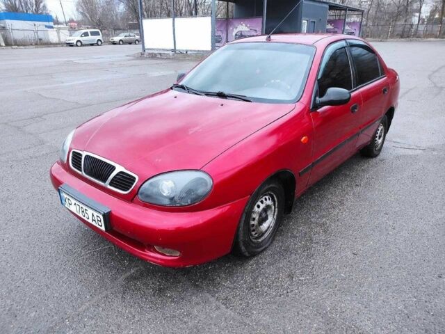 Червоний Деу Сенс, об'ємом двигуна 1.4 л та пробігом 900 тис. км за 2257 $, фото 1 на Automoto.ua