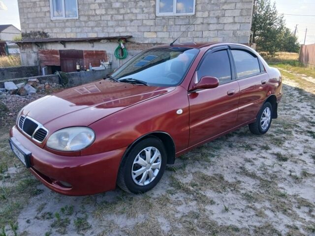 Червоний Деу Сенс, об'ємом двигуна 1.3 л та пробігом 180 тис. км за 1800 $, фото 1 на Automoto.ua