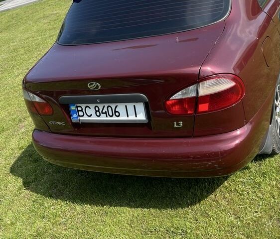 Красный Дэу Сенс, объемом двигателя 1.3 л и пробегом 113 тыс. км за 2400 $, фото 1 на Automoto.ua