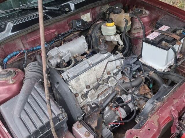 Червоний Деу Сенс, об'ємом двигуна 1.4 л та пробігом 150 тис. км за 1500 $, фото 1 на Automoto.ua