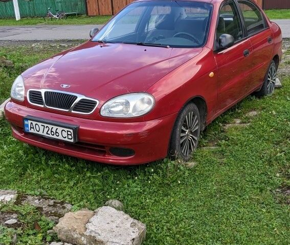 Красный Дэу Сенс, объемом двигателя 0 л и пробегом 180 тыс. км за 1800 $, фото 1 на Automoto.ua