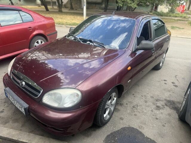 Червоний Деу Сенс, об'ємом двигуна 1.6 л та пробігом 202 тис. км за 2700 $, фото 1 на Automoto.ua