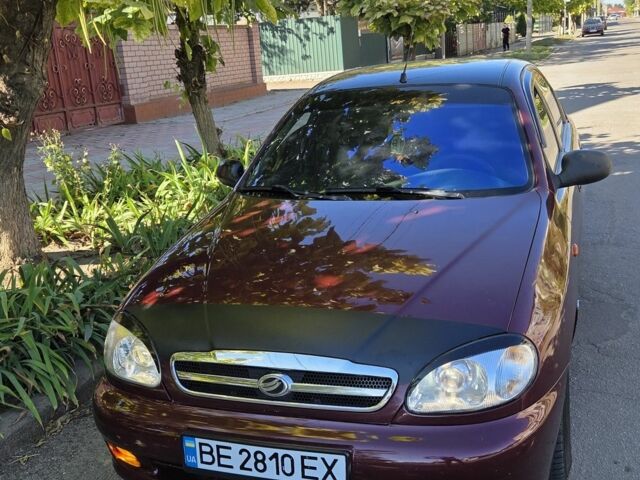 Красный Дэу Сенс, объемом двигателя 1.5 л и пробегом 250 тыс. км за 1758 $, фото 1 на Automoto.ua