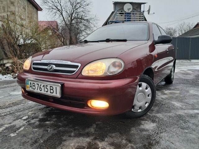 Красный Дэу Сенс, объемом двигателя 1.5 л и пробегом 219 тыс. км за 2750 $, фото 1 на Automoto.ua