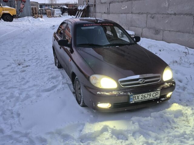 Красный Дэу Сенс, объемом двигателя 1.4 л и пробегом 251 тыс. км за 3000 $, фото 1 на Automoto.ua