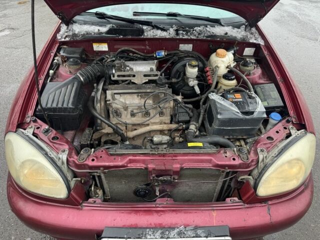 Красный Дэу Сенс, объемом двигателя 1.3 л и пробегом 200 тыс. км за 1499 $, фото 1 на Automoto.ua