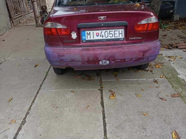 Красный Дэу Сенс, объемом двигателя 0 л и пробегом 322 тыс. км за 600 $, фото 1 на Automoto.ua