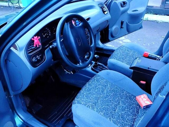 Дэу Сенс, объемом двигателя 1.3 л и пробегом 264 тыс. км за 2000 $, фото 1 на Automoto.ua