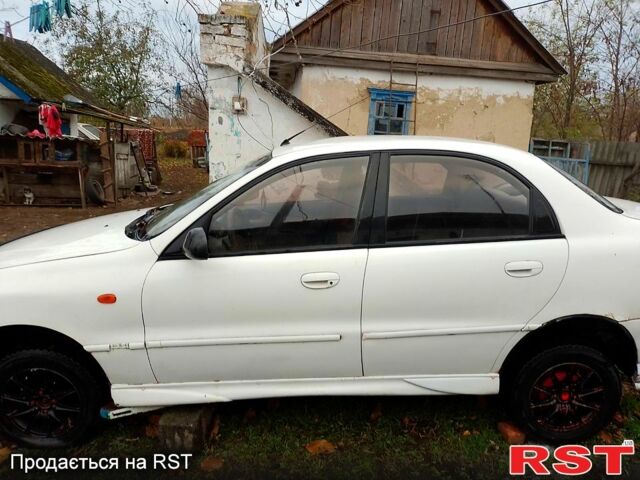 Дэу Сенс, объемом двигателя 1.3 л и пробегом 250 тыс. км за 650 $, фото 1 на Automoto.ua