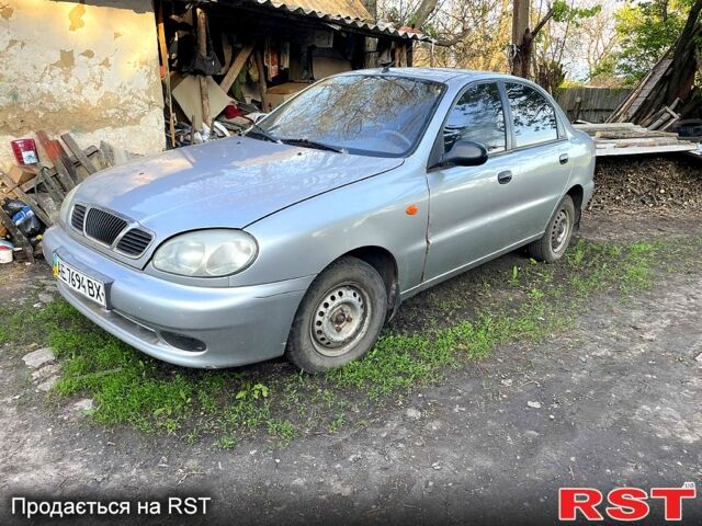 Дэу Сенс, объемом двигателя 1.4 л и пробегом 300 тыс. км за 800 $, фото 1 на Automoto.ua
