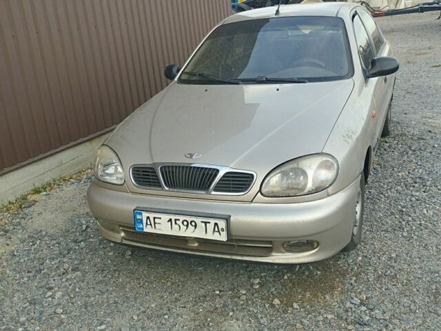 Желтый Дэу Сенс, объемом двигателя 1.3 л и пробегом 160 тыс. км за 1000 $, фото 1 на Automoto.ua