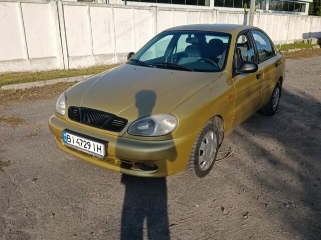 Желтый Дэу Сенс, объемом двигателя 1.5 л и пробегом 221 тыс. км за 2209 $, фото 1 на Automoto.ua