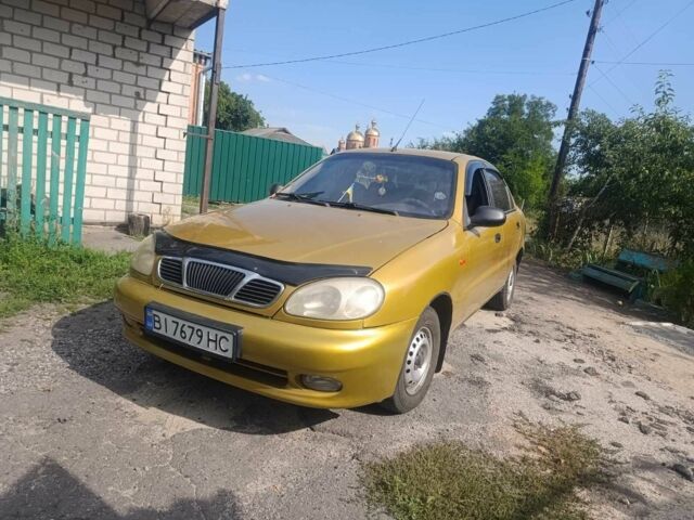 Желтый Дэу Сенс, объемом двигателя 1.3 л и пробегом 250 тыс. км за 1650 $, фото 1 на Automoto.ua
