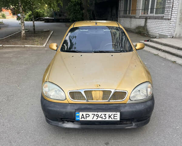 Желтый Дэу Сенс, объемом двигателя 1.3 л и пробегом 255 тыс. км за 2000 $, фото 1 на Automoto.ua