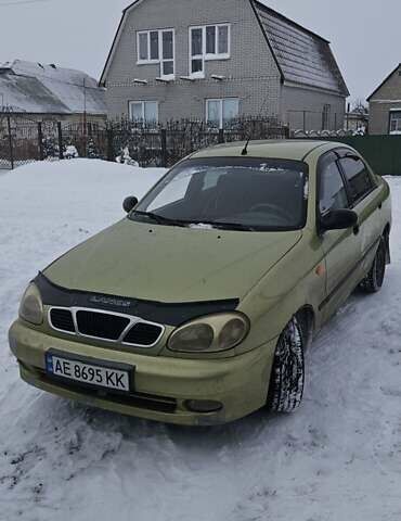 Желтый Дэу Сенс, объемом двигателя 1.3 л и пробегом 220 тыс. км за 2200 $, фото 1 на Automoto.ua