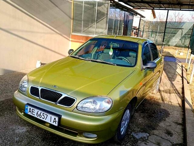 Желтый Дэу Сенс, объемом двигателя 1.3 л и пробегом 1360 тыс. км за 1650 $, фото 1 на Automoto.ua