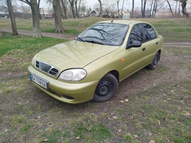 Жовтий Деу Сенс, об'ємом двигуна 1.5 л та пробігом 156 тис. км за 2600 $, фото 1 на Automoto.ua