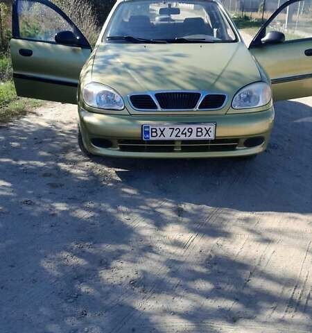 Желтый Дэу Сенс, объемом двигателя 1.3 л и пробегом 142 тыс. км за 1800 $, фото 1 на Automoto.ua