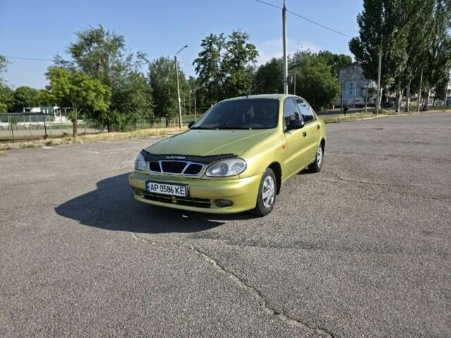 Желтый Дэу Сенс, объемом двигателя 1.5 л и пробегом 280 тыс. км за 2823 $, фото 1 на Automoto.ua