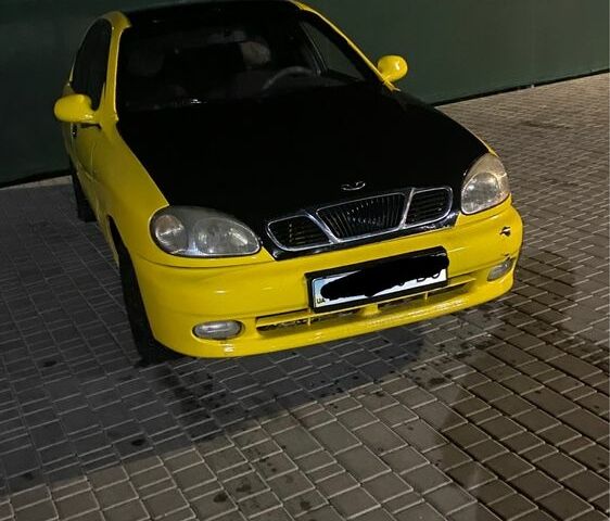 Желтый Дэу Сенс, объемом двигателя 1.6 л и пробегом 3 тыс. км за 900 $, фото 1 на Automoto.ua