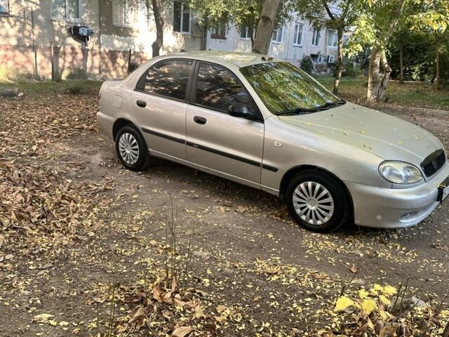 Сірий Деу Сенс, об'ємом двигуна 1.3 л та пробігом 250 тис. км за 1204 $, фото 1 на Automoto.ua