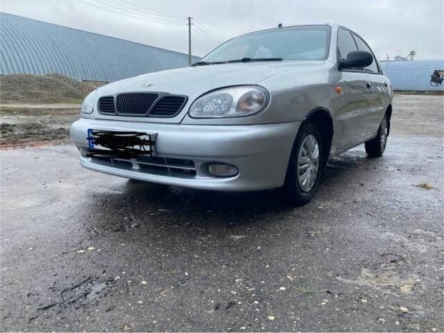 Серый Дэу Сенс, объемом двигателя 1.5 л и пробегом 200 тыс. км за 1900 $, фото 1 на Automoto.ua