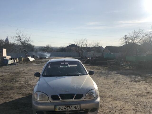 Серый Дэу Сенс, объемом двигателя 1.5 л и пробегом 50 тыс. км за 800 $, фото 1 на Automoto.ua