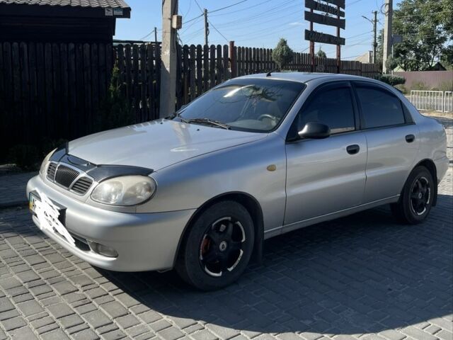 Сірий Деу Сенс, об'ємом двигуна 1.5 л та пробігом 290 тис. км за 3007 $, фото 1 на Automoto.ua