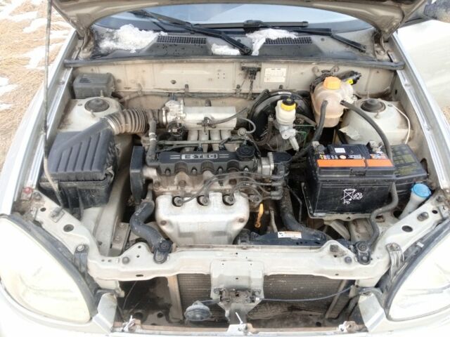 Сірий Деу Сенс, об'ємом двигуна 1.5 л та пробігом 154 тис. км за 1557 $, фото 1 на Automoto.ua